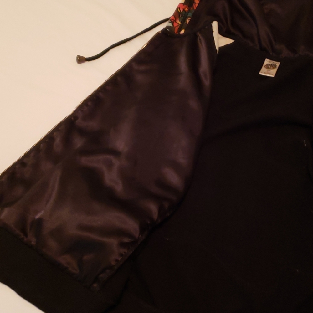 Jacket - Picture 15 of 15